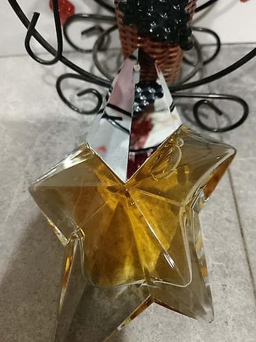 ferragamo parfem: Ženski parfemi – bilo koja dva za 2300 dinara 🥰 Obradujte vašu dragu — 1