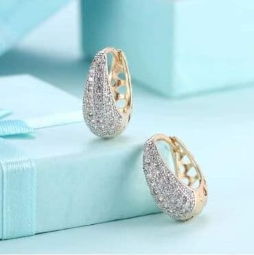 Cena 900 din na lalafo.rs Cena 900 din