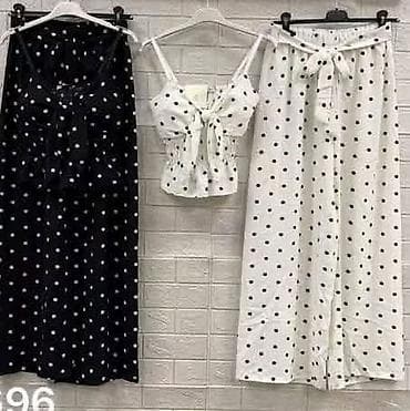 suknjice za bebe: Dvodijelni letnji komplet na tufne - Model: top + pantalone širokih — 3