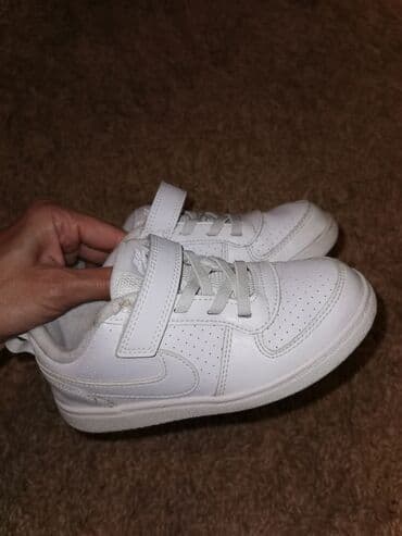 primadona obuca katalog: Nike patike vel 27,gaziste 16 cm kao nove — 1