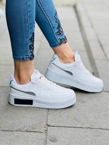 obuca 35: 36-40
3500 L — 2