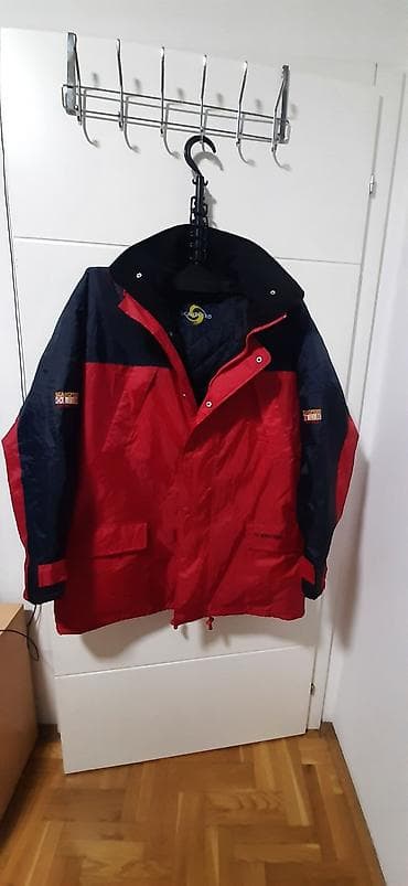 Jakna potpuno nova VELICINA 5XL jako velika, ako trebaju dimenzije