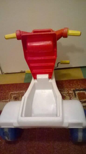 dečiji motor na akumulator: Dečiji tricikli OZ,duz.70,visina sedista 27 cm — 2
