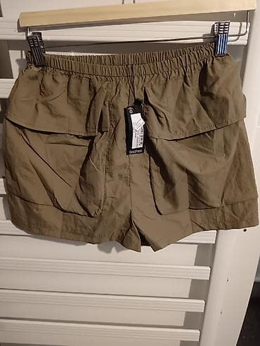 Boohoo ženski šorts. 38 vel
