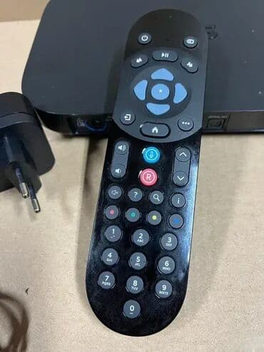 Aksesoari za TV i video: *** AKCIJA *** #0979 Risiver Sky Box IP100; U bilo koje vreme i bez