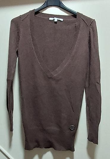 muski dzemperi cena: Ženski džemper sa V-izrezom – braon - Boja: tamno braon - Kroj — 1