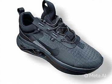 Crne sportske patike – lagane i prozračne, sa modernim dizajnom. -