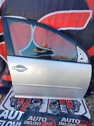 PREDNJA DESNA VRATA LA7W ZA VOLKSWAGEN GOLF 5 OD 2003. DO 2008. GOD