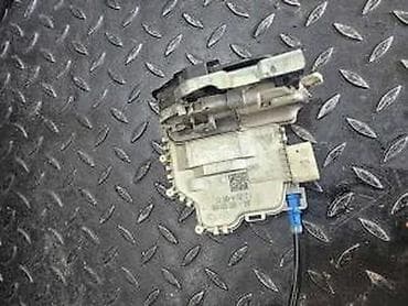 moj auto: AUDI A3 8 BRAVA U VRATIMA CENTRALNA BRAVA 8K1837015 | audi delovi — 1