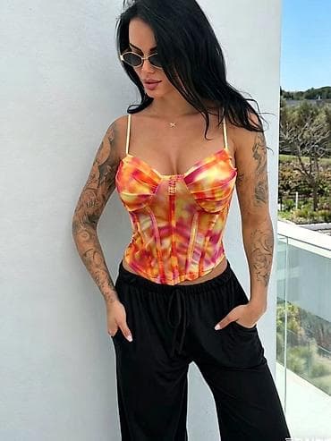 Korseti: ✅Ženski korzet top na tanke bretele – više boja
✅1900 din — 1