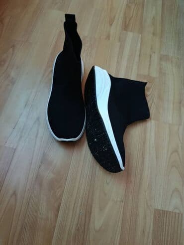 dhgate balenciaga triple s: 38, color - Black — 1