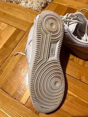 crveno roze patike: Na prodaju ženske patike Nike air Force, patike su očuvane — 4