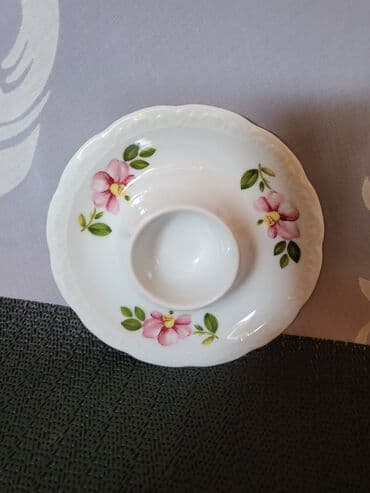 porcelanske solje za caj: Porcelansko novo,vintaz postolje za jaje cuvarkucu. Postolje,sve na — 7