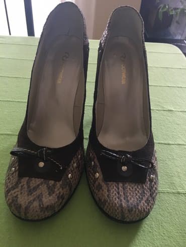 stradivarius jakna sa krznom: Salonke, 38 — 1