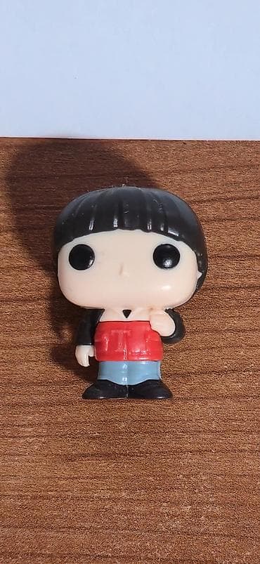 decije harmonike nove: Figurica Will iz Stranger things kinder joy. Dostupna samo jedna — 2