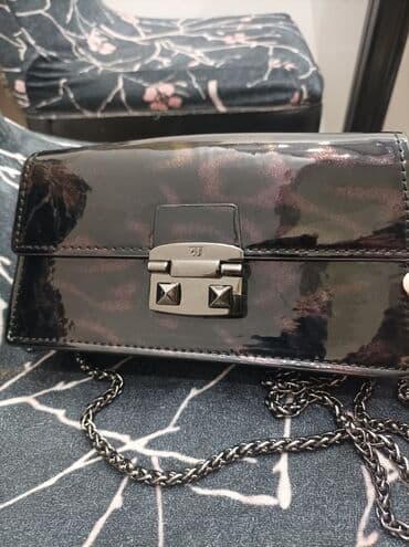 ženske torbice oko struka: Elegantna torbica, Tommy Hilfiger, Materijal: Lakovana koža — 1