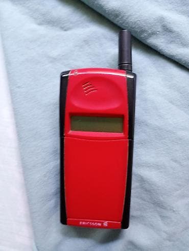 Ericsson GF768 – preklopni mobilni telefon (GSM),baterija