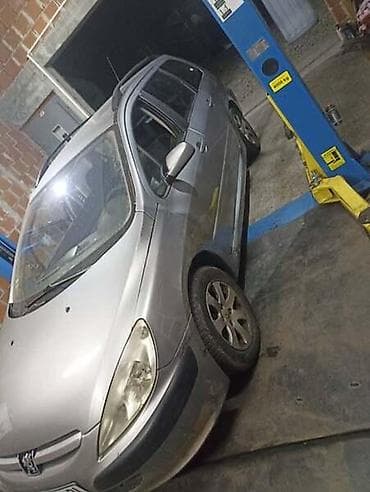 kamp prikolice polovne: DELOVI ZA PEUGEOT 307 | Originalni polovni delovi — 3