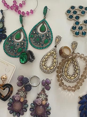 set za 8 mart: NAKIT bizuterija - mindjuse, prstenje, narukvice. Novo, polovno, cena — 3