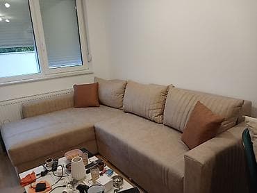 ugaona garnitura ekonomik forma ideale: Ugaona garnitura na razvlačenje – bež mikrofiber - Prostrana L-forma — 1