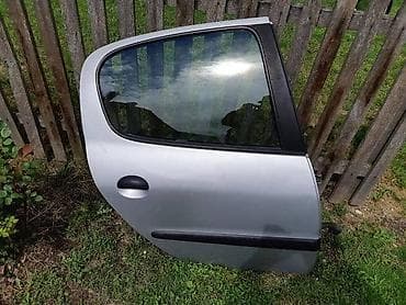 auto delovi ivanjica: VRATA ZADNJA DESNA EZR BOJA ZA PEUGEOT 206 | Imam sve delove za — 1