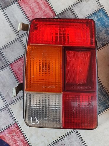 kalorifer za kola: Stop lampe leva i desna Lada 2104 Karavan br.3. Polovno. Ocuvano. U — 8
