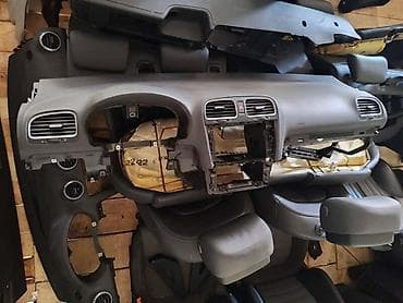 raspon rupa audi a4: INSTRUMENT TABLA ZA VOLKSWAGEN TOURAN, GOLF 5, PASSAT B7 . OD 2003 — 5