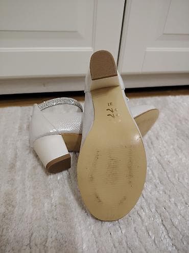 kozne cipele zenske: Cipele na stiklicu za male smizlice u sedef beloj boji sa zatvorenom — 5