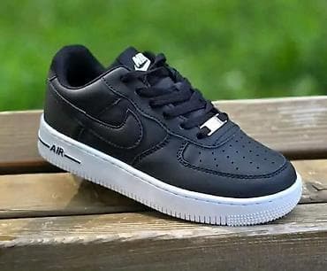 Patike: Nike Force
Od 36 do 41 
Cena 3100 din
💋 — 3