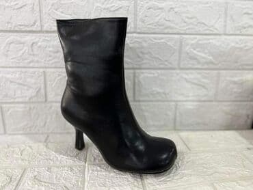 grubin obuca beograd: 36 do 41
2850

din.
Extra kvalitet — 2