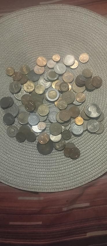 zamenice i brojevi 5 razred: Lot knjiga + diktafona 1) Fidel Kastro – Jedan čovek, jedna — 7