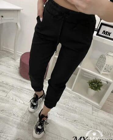 trenerka jordan: Trenerka: 1.700 dinara 
2.kom = 2400 dinara — 2