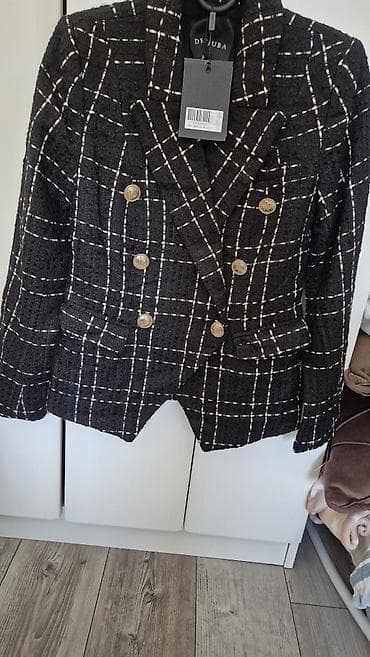 ženski svečani kompleti: DE CUBA ženski blejzer – model Carly Boucle Blazer - Kroj: dvoredni — 2