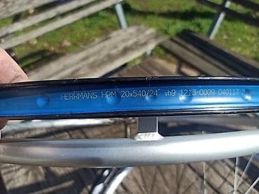 Invalidska kolica: Dva točka za invalidska kolica u perfektnom stanju, bez guma — 6