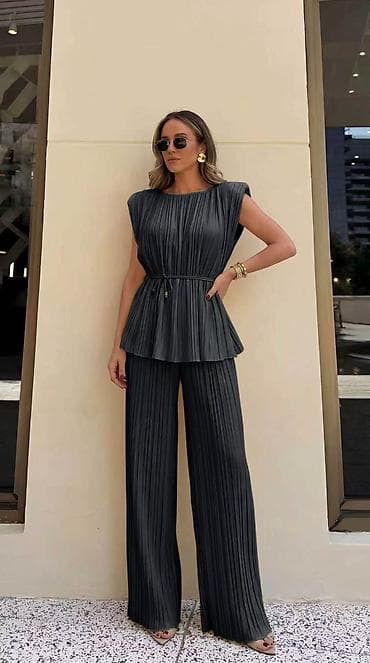 pantalone s: 06. Komplet 3.300 dinara H — 6