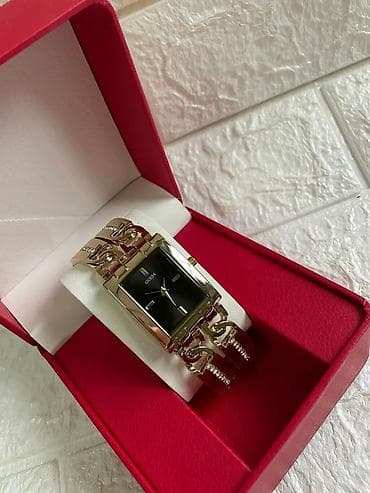 zenske torbe mona outlet: GUESS ženski ručni sat – pravougaono kućište i ukrasna narukvica sa — 10