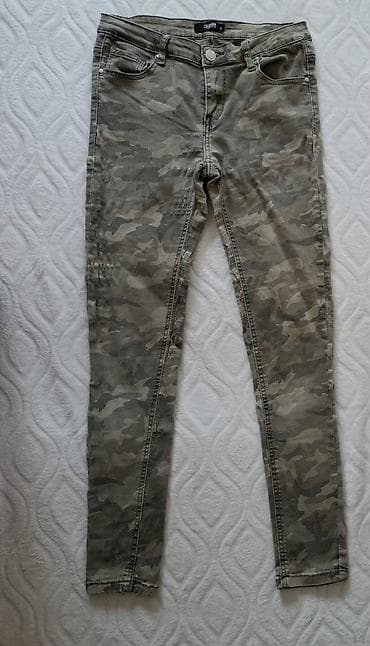 somot braon jakna s: Ženske skinny pantalone – kamuflažni dezen - Brend: Colloseum - — 2