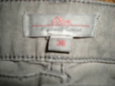 svecane pantalone i tunike: FARMERKE S.OLIVER Maslinasto zelene farmerke, military/jahački style — 2
