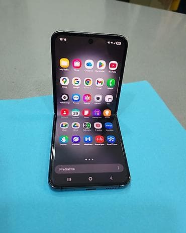 iphone 15 flip: Samsung Galaxy Z Flip5 (SM-F731B) – preklopni pametni telefon Ključne — 5