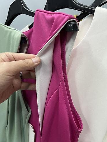 Muška odeća: 🔥Elegantna midi haljina bez rukava sa prorezom
✅2400 din — 2