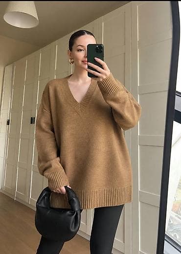 wild things: Oversized džemper sa V-izrezom bez boja. - Kroj: komotan, oversized sa — 1