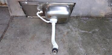 vaga sa tasovima: Sudopera usadna inox dimenzije 77x43,5 cm. deo za pranje 37,5x34 cm — 5