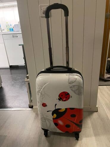 crna guess torba: Medium suitcase, color - Multicolored — 2