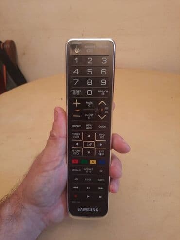 daljinski iris tv: Daljinski za LCD Samsung tv, televizor.
Ispravan — 15