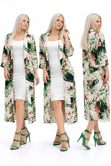 Dugački ženski kimono sa tropskim printom - Kroj: ravna, lepršava na lalafo.rs Dugački ženski kimono sa tropskim printom - Kroj: ravna, lepršava