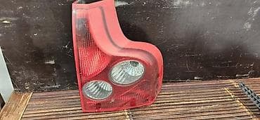 Transport: STOP SVETLO LAMPA ZA VOLVO XC90 ZA 2005. GOD — 4