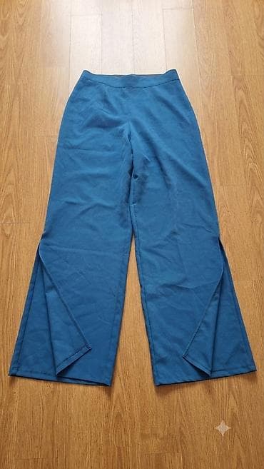 Pantalone: Xl velicina 500dinara — 2