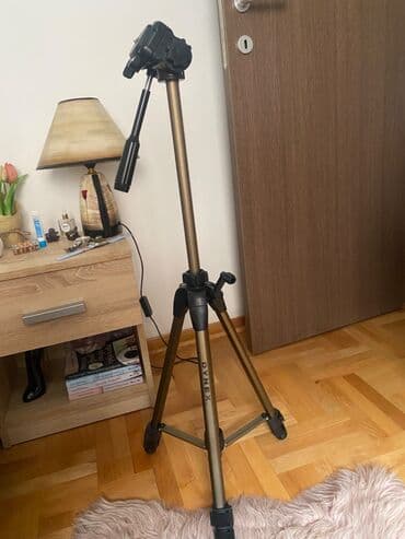 nalepnica objekat pod video nadzorom: Dynex stalak nov original kupljen u Americi 2500 din — 1