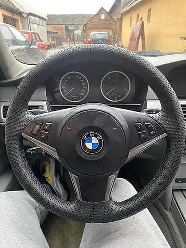 SPORT VOLAN E6X ZA BMW SERIJA 5 OD 2003. DO 2005. GOD. | Sport volan at lalafo.rs SPORT VOLAN E6X ZA BMW SERIJA 5 OD 2003. DO 2005. GOD. | Sport volan
