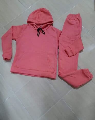 h m kompleti: Termo S M L XL XXL
2700na seriju 3000 na komad — 2